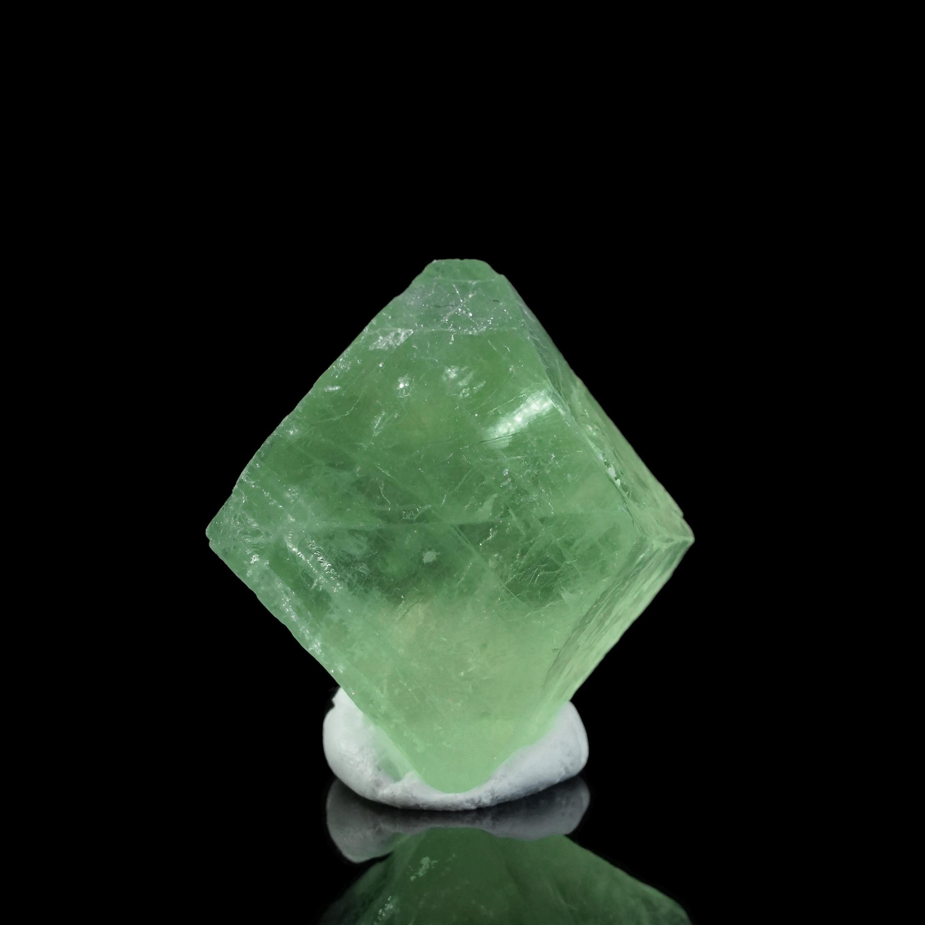 Green Fluorite · Octahedron (37.1*36.8*35.3mm)