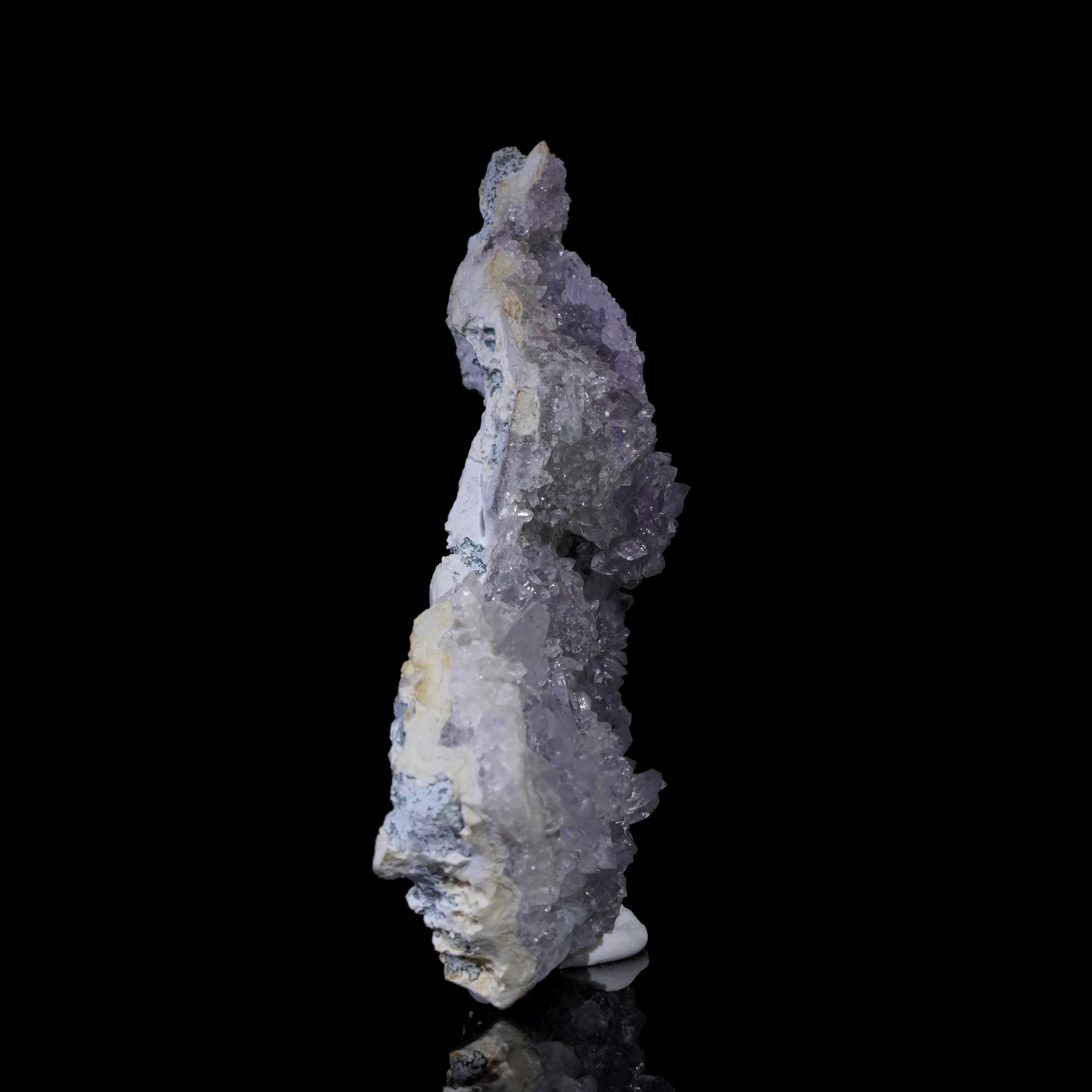 Purple Dogtooth Calcite · Heart-Shaped Formation (52x22.2x81.5mm)