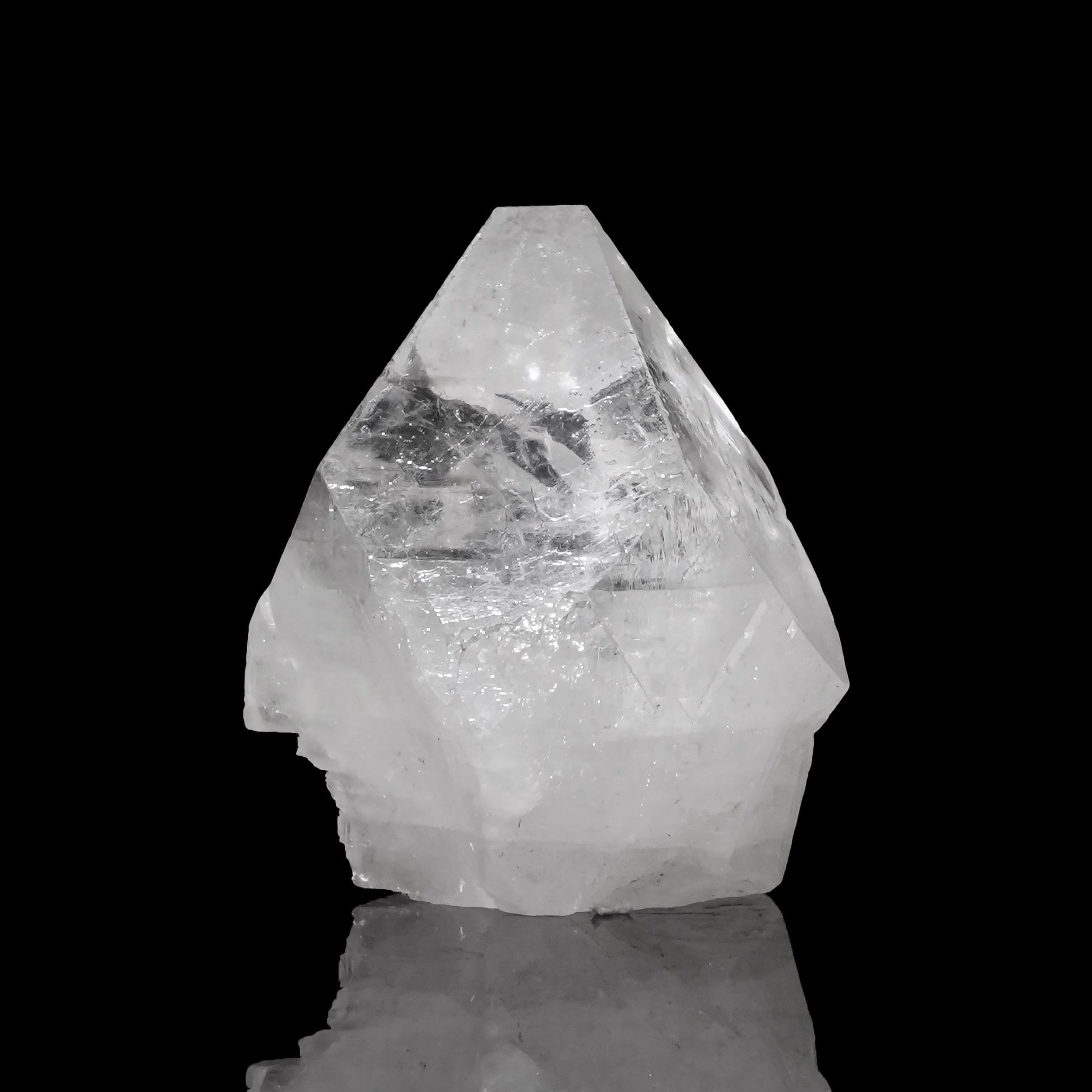 Apophyllite · Flat-Terminated Crystal (36.2*28*26.4mm)