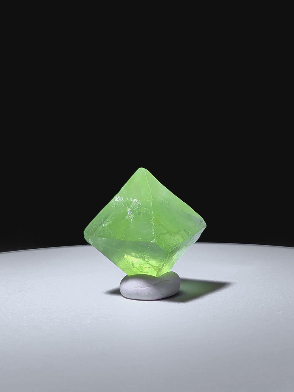 Green Fluorite · Octahedron (37.1*36.8*35.3mm)