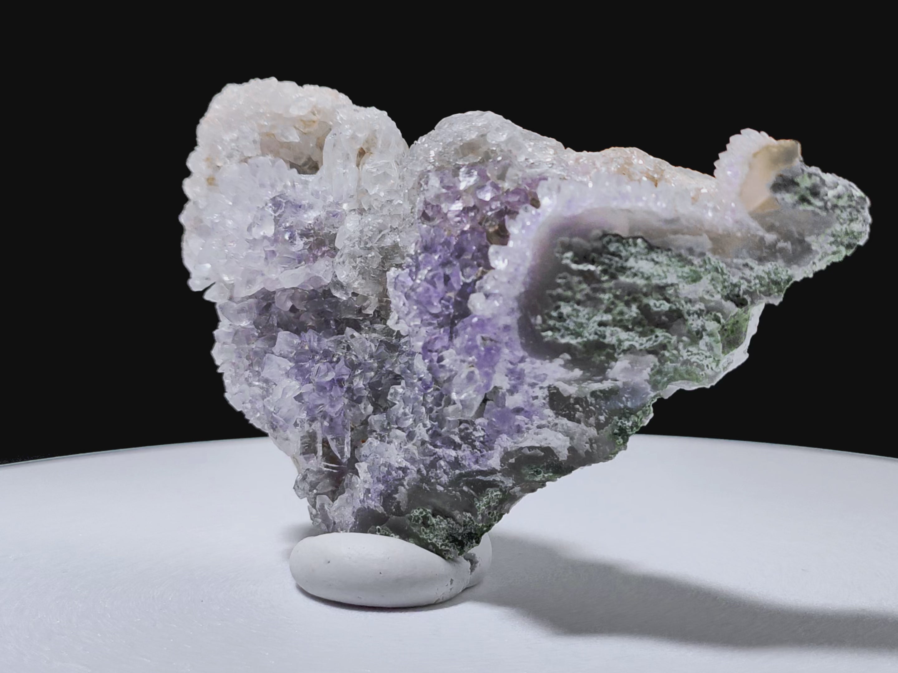 Purple Dogtooth Calcite · Heart-Shaped Formation (52x22.2x81.5mm)